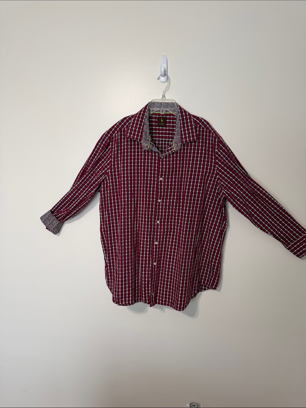 Tailorbyrd Burgundy and White Check Casual Button-Down Shirt